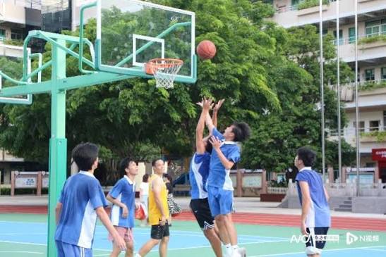 滚球（走地）投注：延迟、封盘与它为什么最容易上头